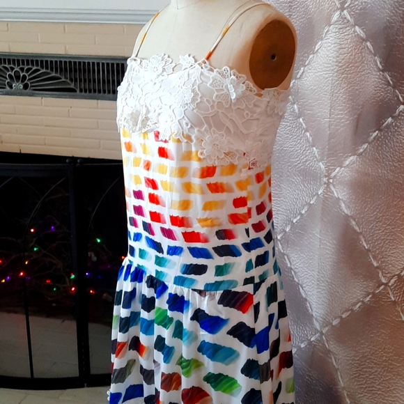 Color Palette Print and Lace Summer Dress - Picture 3 of 12